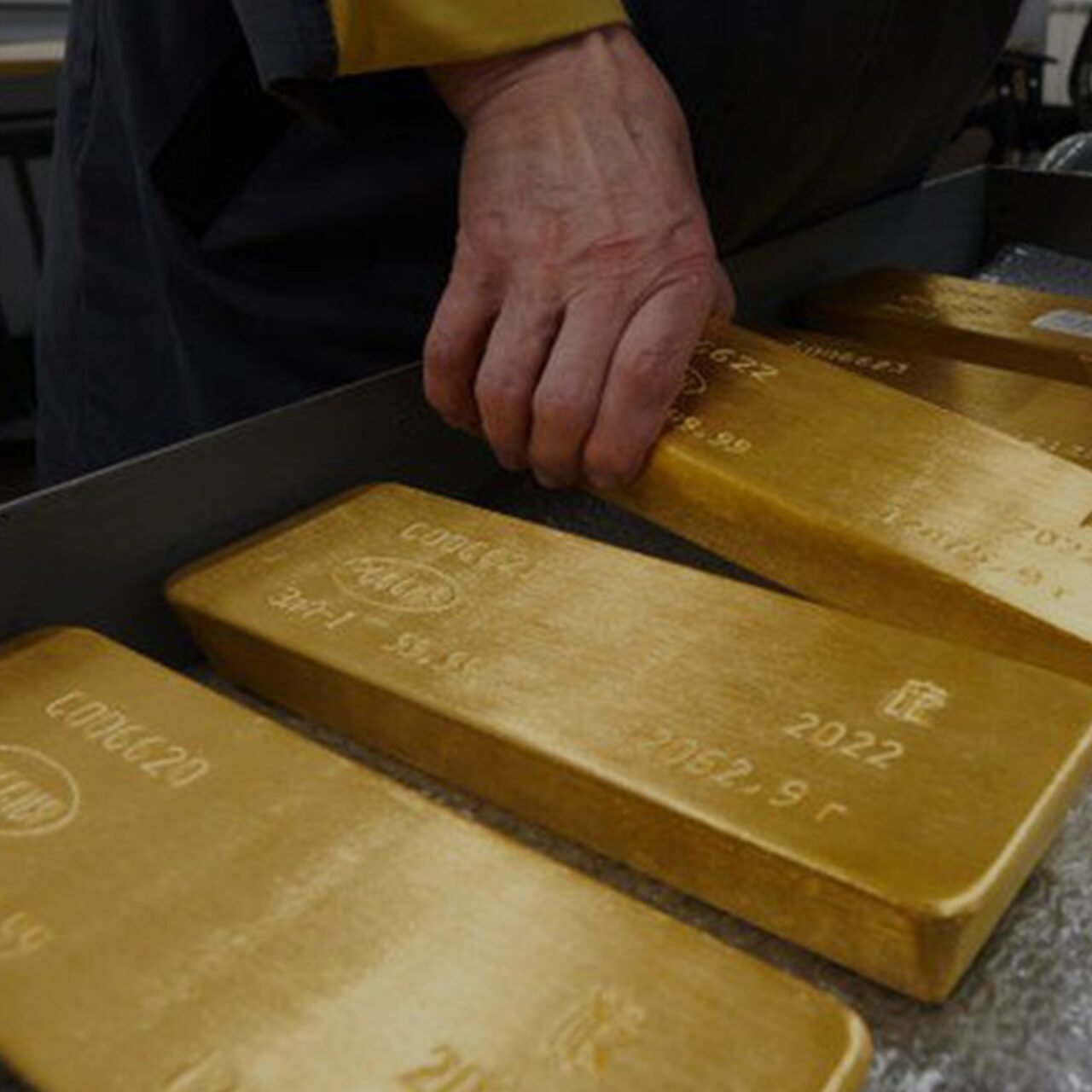 Store with Schiff Gold