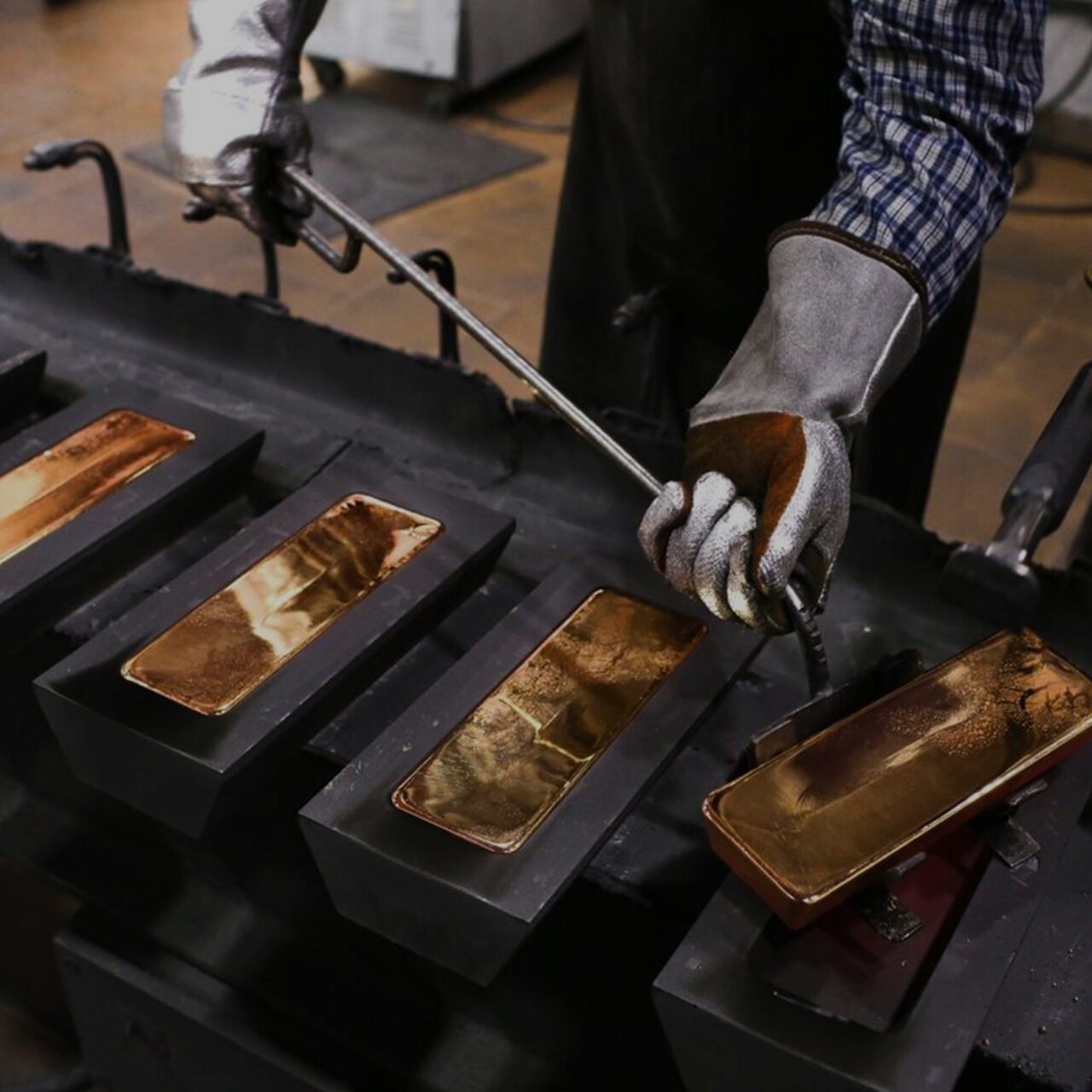 Sell to Schiff Gold